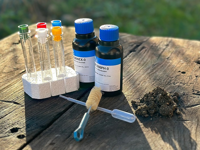 Martin_Lishman_Soil_Testing_Kits.jpg