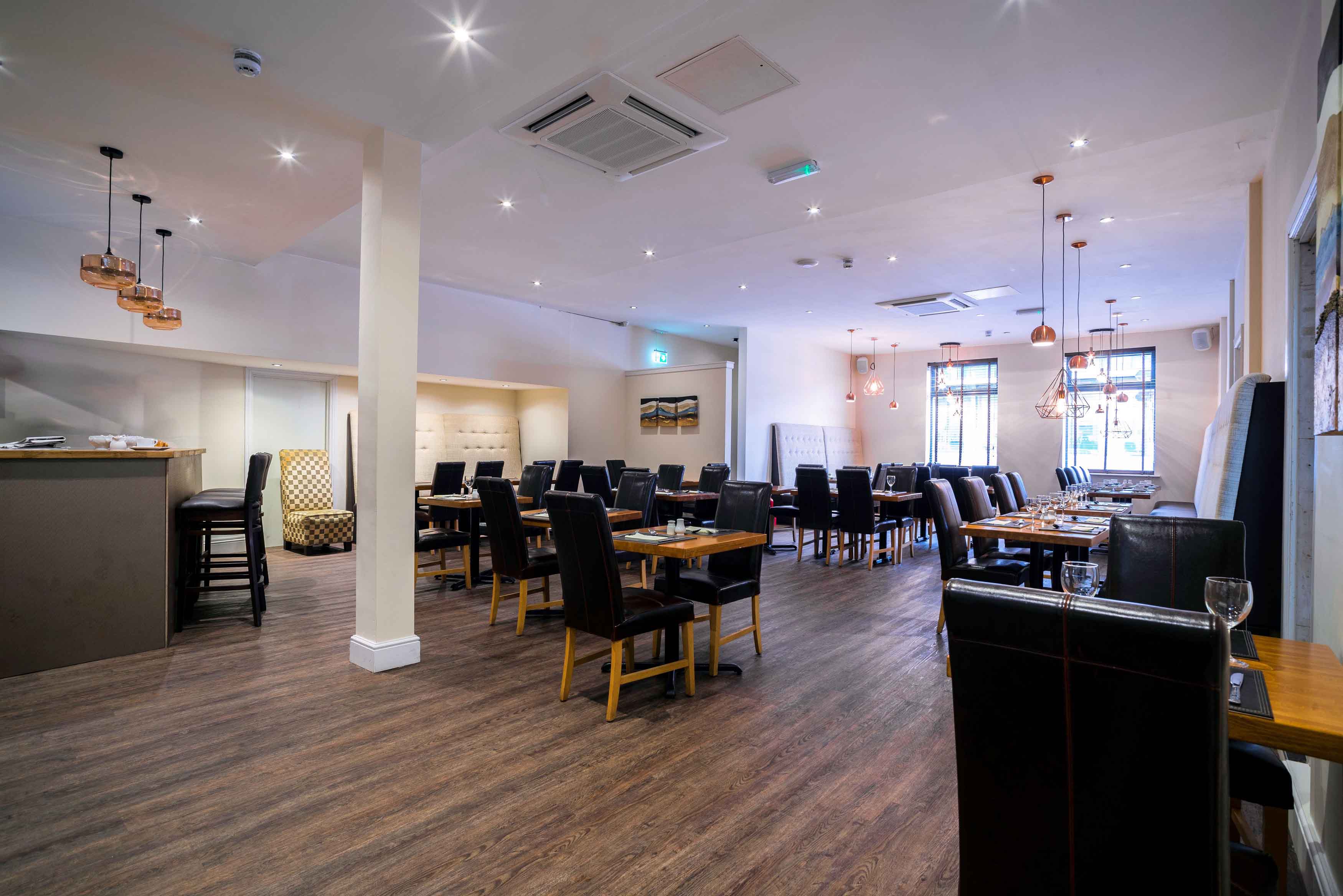 Polyflor_Grand_Hotel_Swansea.jpg