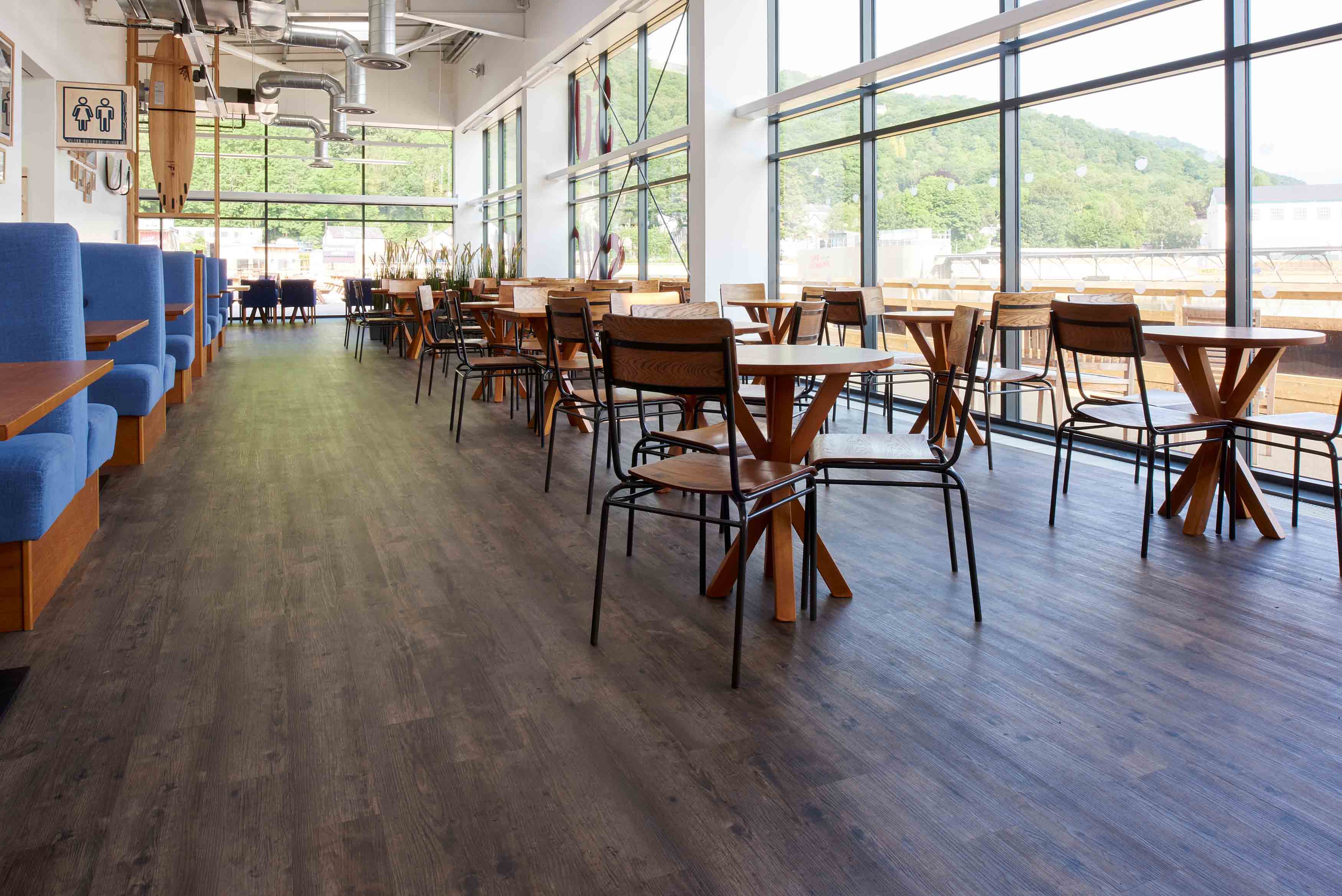 Polyflor_Surf_Snowdonia.jpg