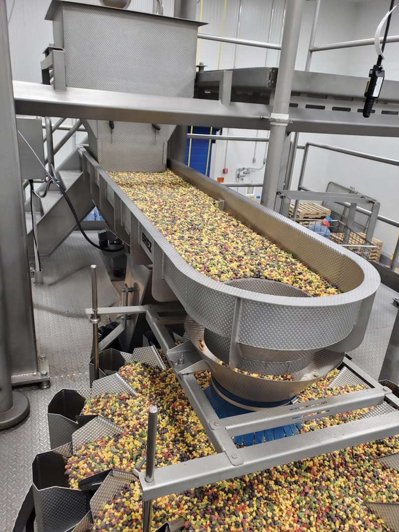 Eriez Paper Highlights Hopper Design Factors that limit Feeder Performance